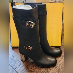 $1250 Brand New 100% Authentic Slip On Fendi Women Black Leather Boots 37.5 7.5